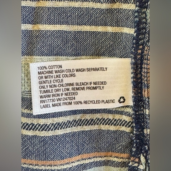 Large goodfellow cotton button down short sleeve casual shirts - Picture 5 of 5